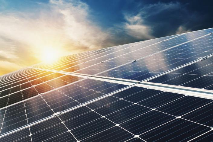 ELEKTROWNIA SŁONECZNA FOTOWOLTAICZNA DLA DOMU 8 KW 3F + MONTAŻ! (1)